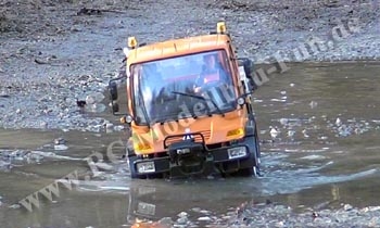 Test des Dickie RC Unimog U300 Umbau im Wasser mit VIDEO